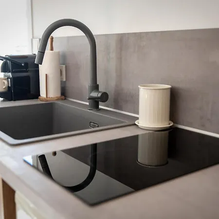 דירה A Short Lemon Tree