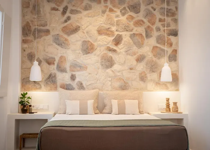 A Short Lemon Tree Naxos City