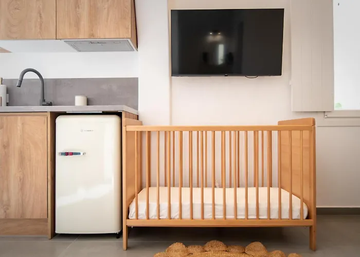 A Short Lemon Tree Appartement *