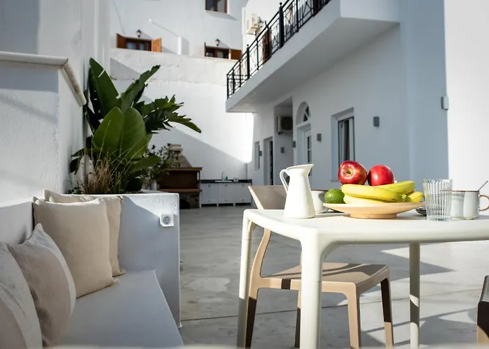 A Short Lemon Tree Appartement Naxos City