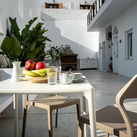 Apartment A Short Lemon Tree